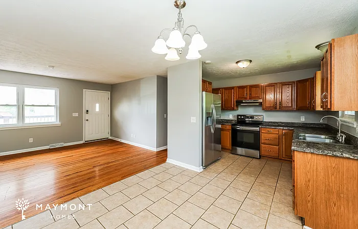 682 Mimosa Ct — Photo 7