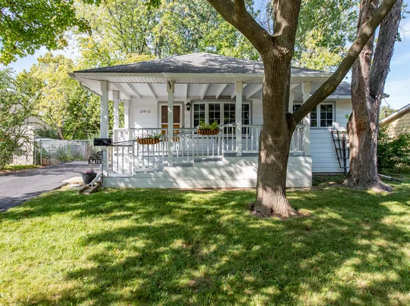 2410 Huron Ter, Waukegan, IL 60087