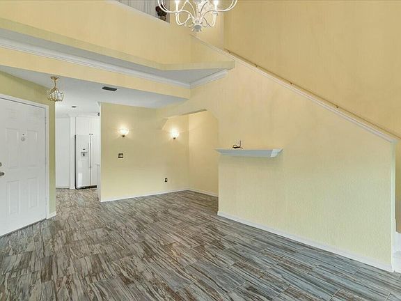 3rd image of 1820 Waterford Drive