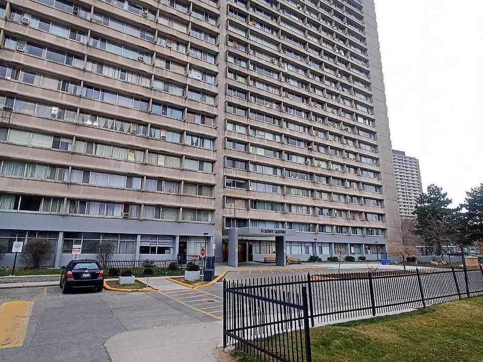 1st image of 10 Sunny Glenway #1406