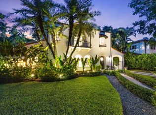 1025 Alhambra Cir, Coral Gables, FL 33134
