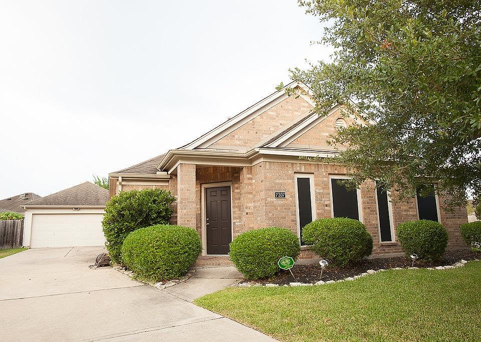 1st image of 7307 Somerset Hill Ln