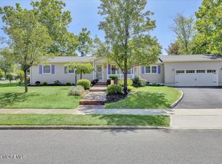 1 Aaron Ave, Howell, NJ 07731