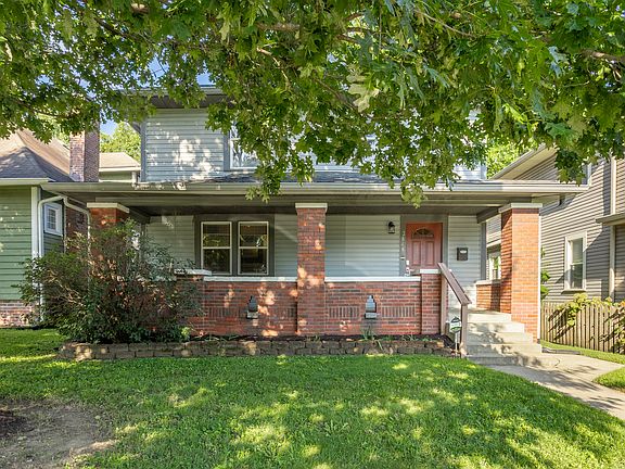 3rd image of 2848 N Delaware St