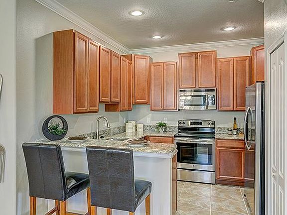 2nd image of 3656 Solana Cir