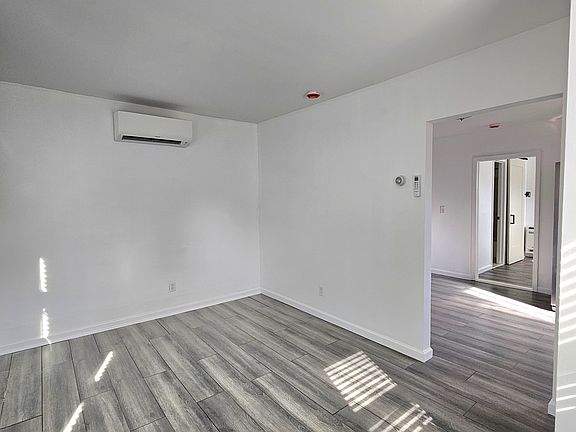 4th image of 2071 Middletown Ave #A