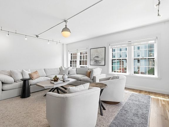 3rd image of 90 Commonwealth Ave APT 22