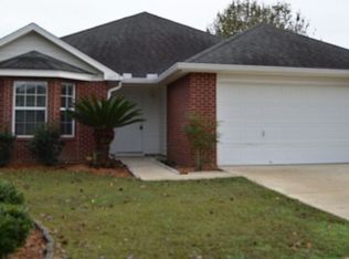 1045 High Meadow Dr, Tallahassee, FL 32311