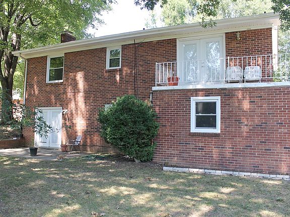 3rd image of 114 Cathy Pl