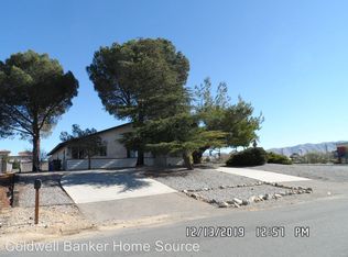12275 Yorkshire Dr, Apple Valley, CA 92308