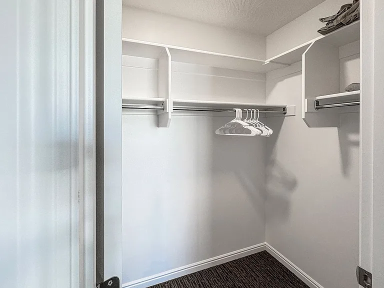 5815 S Carnelian Pkwy — Photo 15