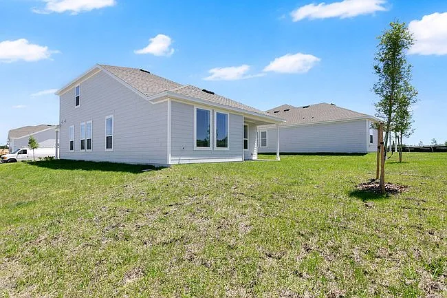 2056 Fieldstone St — Photo 16