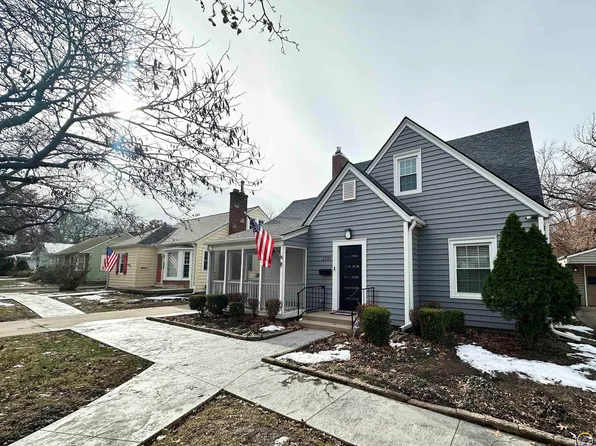 1731 SW Randolph Ave, Topeka, KS 66604