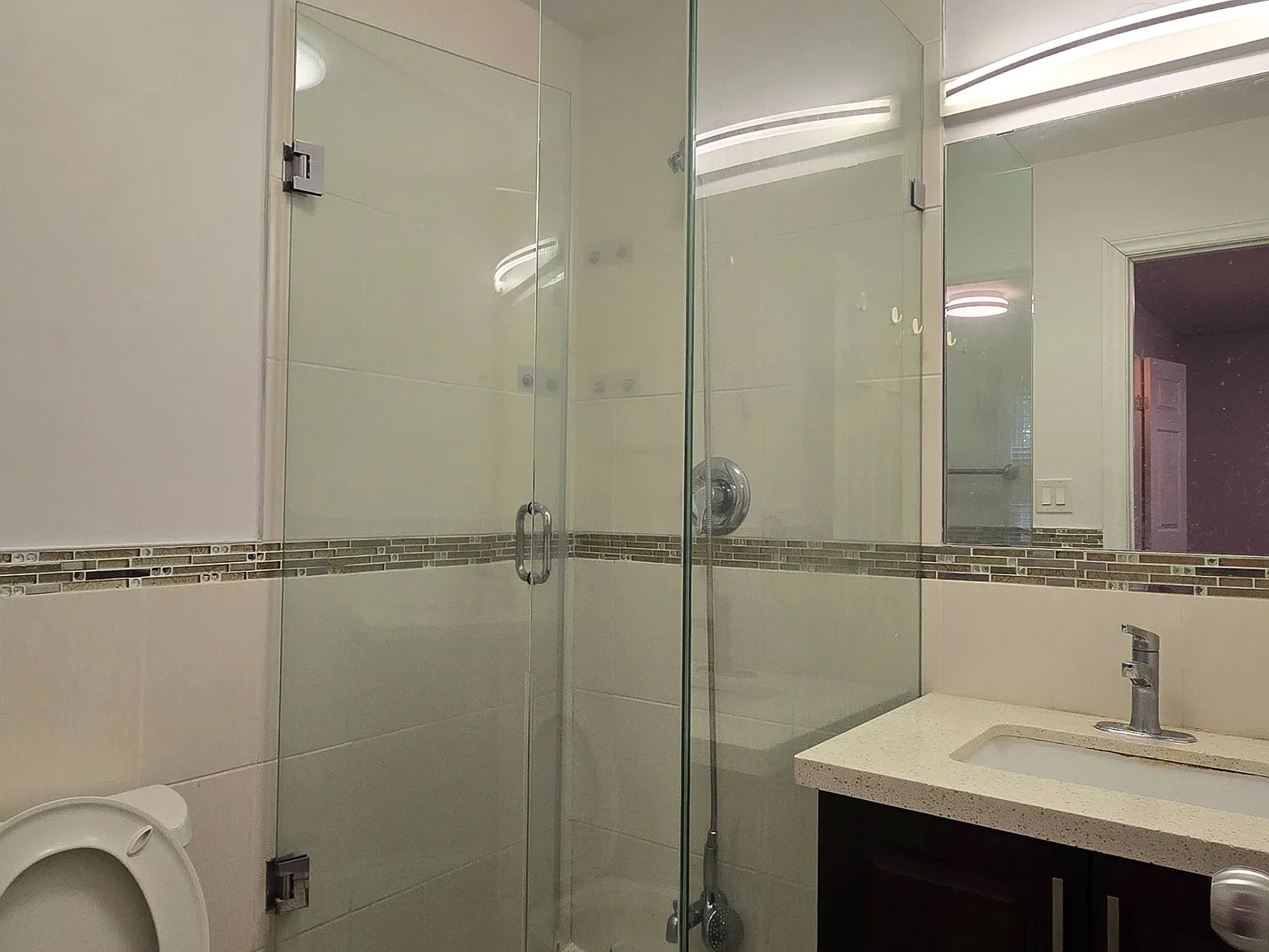 1 bed, $980 — Photo 3