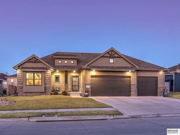 545 N 10th Ave, Springfield, NE 68059