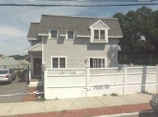 81 Holt St, Watertown, MA 02472