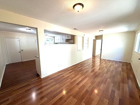 5th image of 523 D St