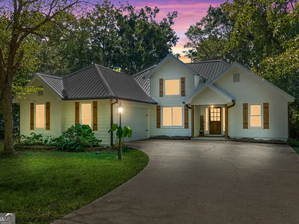 1680 Leguin Mill Rd, Locust Grove, GA 30248