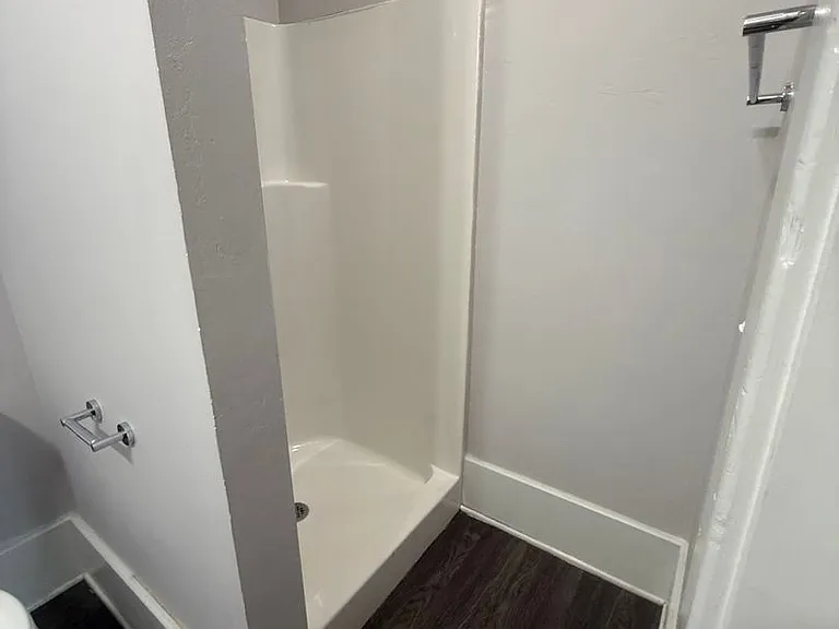 203 Caddo St NE — Photo 4