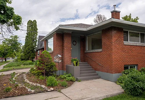354 N 200 E Photo 1