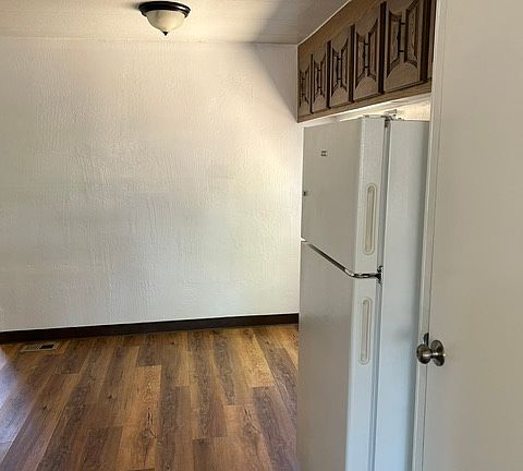 5th image of 2721 D St