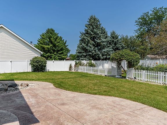 5th image of 3387 E Summerfield Dr