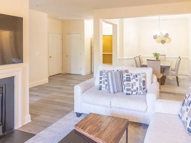 12824 Clarksburg Square Rd #105 — Photo 19