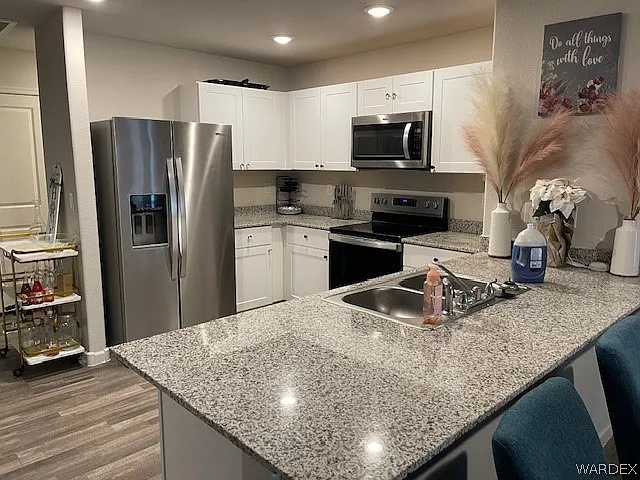 2422 Stonebridge Dr — Photo 8