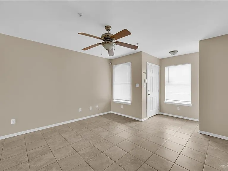 1607 W Omni Ave #4 — Photo 9