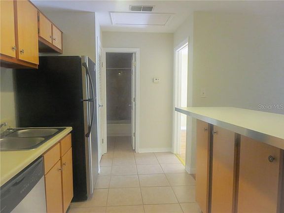 3rd image of 1400 Gandy Blvd N Unit 1707