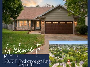 2207 E Foxborough Drive, Republic, MO 65738