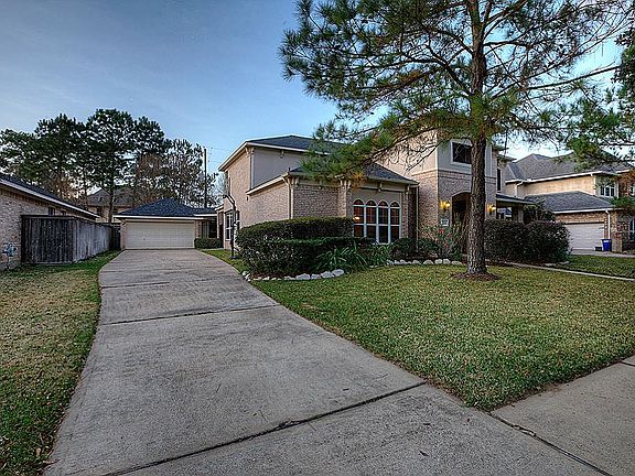 3rd image of 13503 Via Chianti Ln