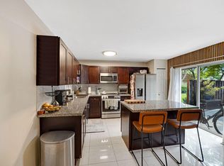 8910 SW 20th Place #A-23, Davie, FL 33324