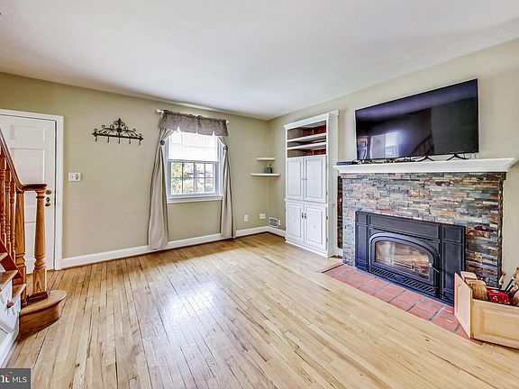5th image of 2931 Faulkner Pl