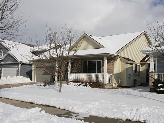 2nd image of 225 S Goldenrod Dr