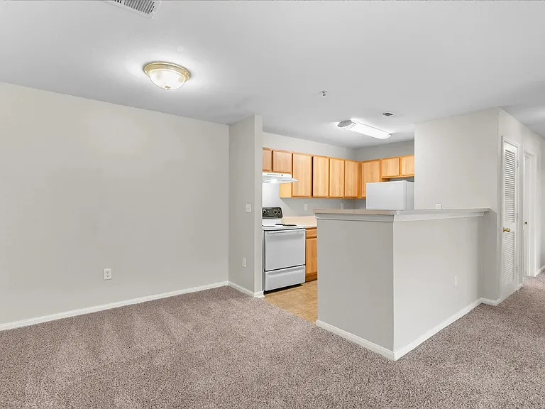 Stonebridge Apartments — Photo 20