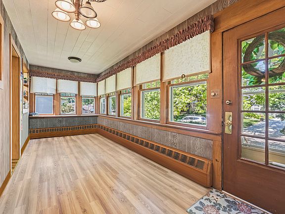 2nd image of 35 Woodland Ave