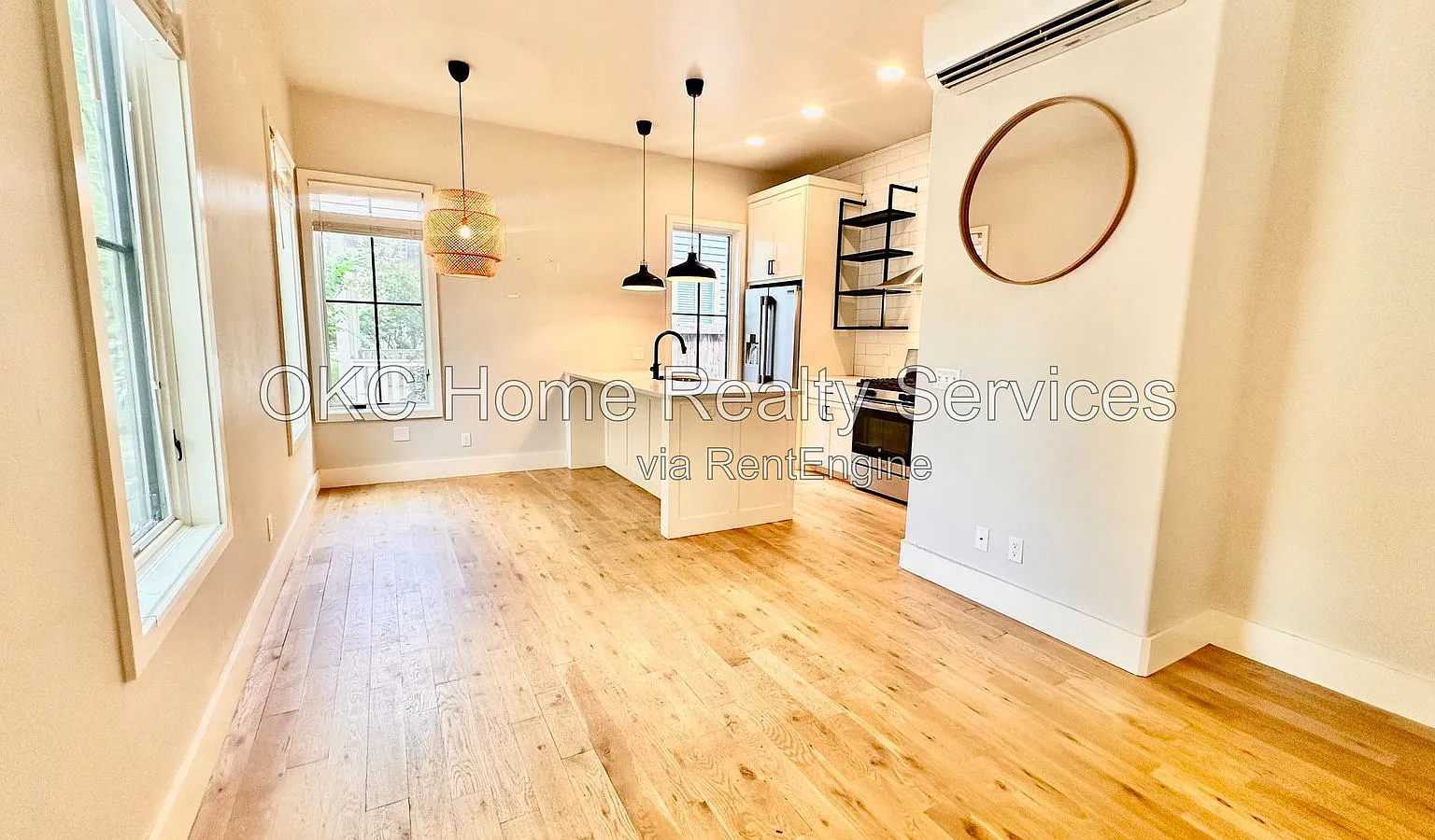 2 bed, 1.5 bath, 1252 sqft, $2,750 — Photo 4
