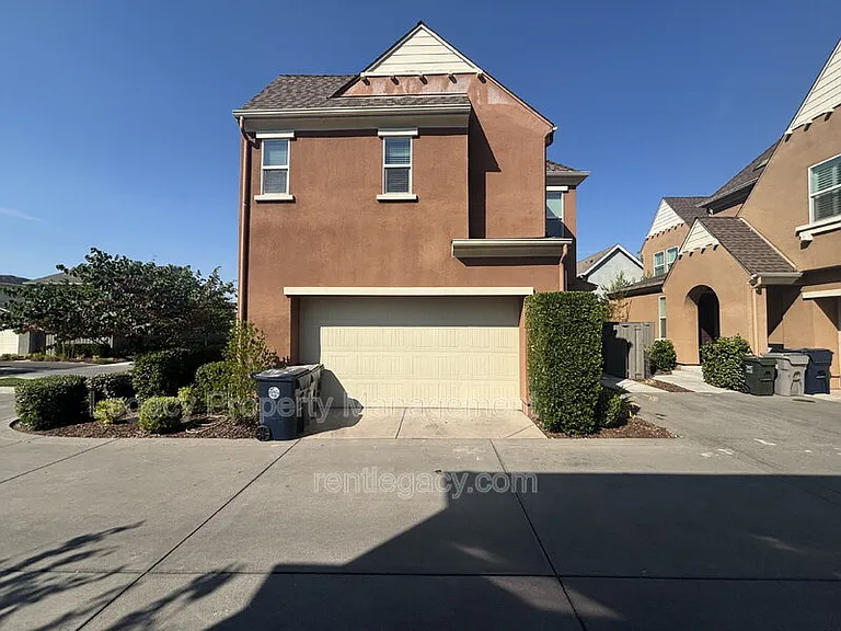 3568 Troy Dalton St — Photo 2