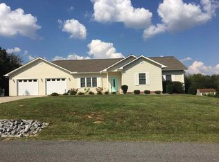 138 Martha Williams Ln, Calvert City, KY 42029