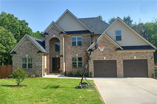 1st image of 1840 Waterbury Ct