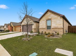 1057 Nighthawk Trl, Alvarado, TX 76009