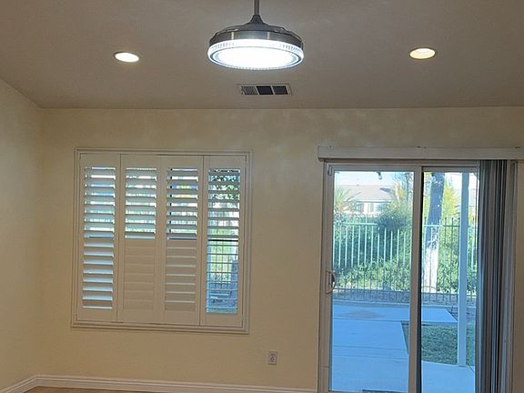 4th image of 6055 Medinah St #2