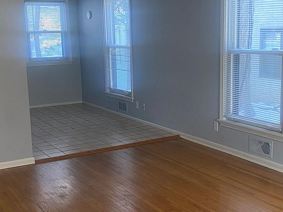 3rd image of 6 E Minnehaha Pkwy