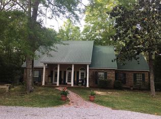 16800 Long Leaf Dr, Vancleave, MS 39565