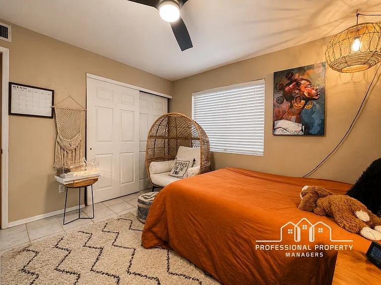 3522 W 12th Ln — Photo 15