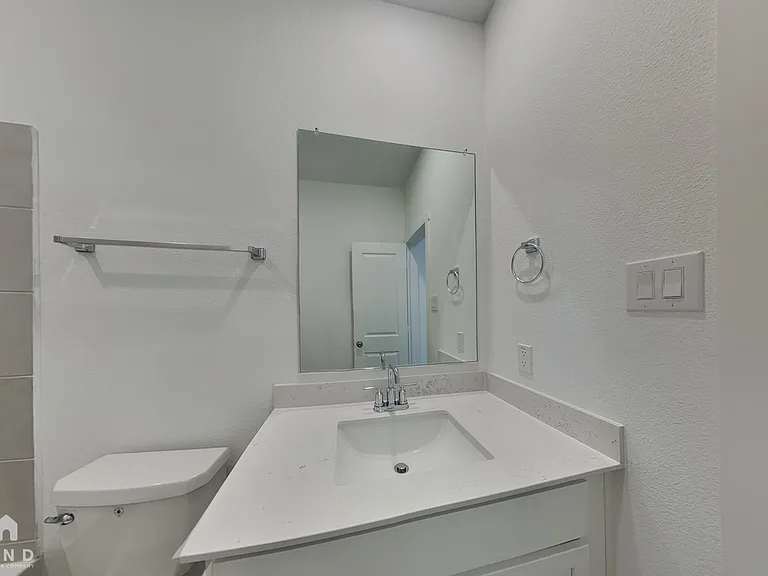 804 Demelza Dr — Photo 18