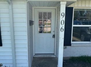 906 Lister Dr, Garland, TX 75040