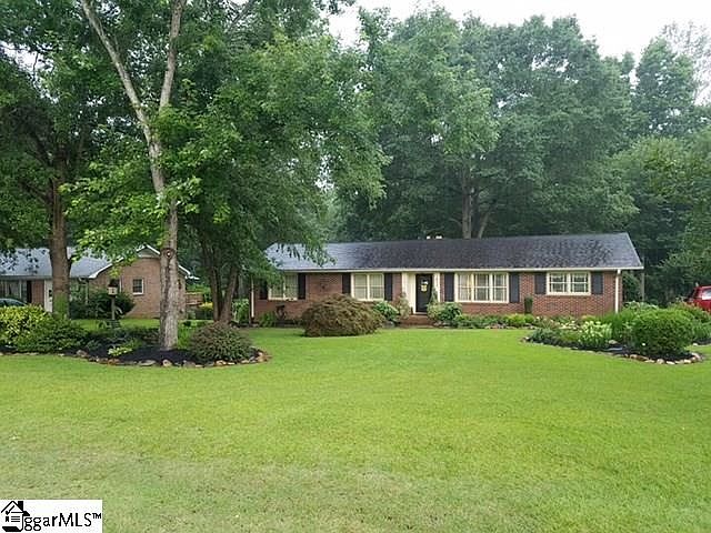 1st image of 213 Belair Ln