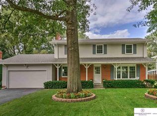 12530 Leavenworth Rd, Omaha, NE 68154